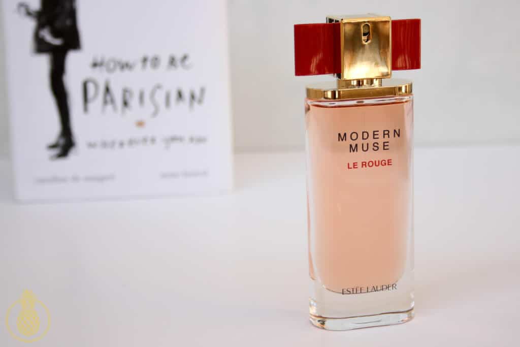 Modern sales muse rouge