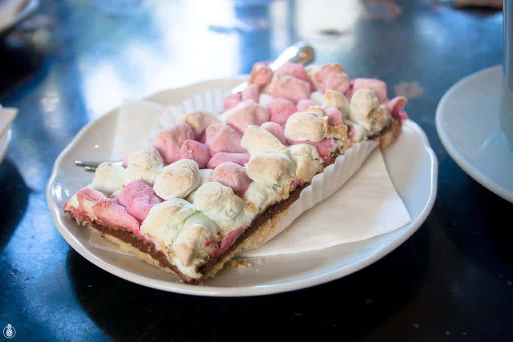 Brunch review in Tel Aviv - NOLA american bakery || בית קפה- קונדטוריה אמריקאי האמצע תל אביב - ביקורת בראנץ׳ ב NOLA american bakery