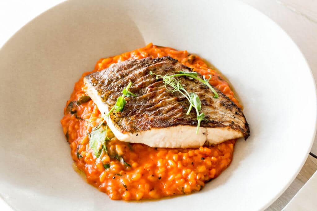 ים 7 - מסעדת חוף אלגנטית בהרצליה