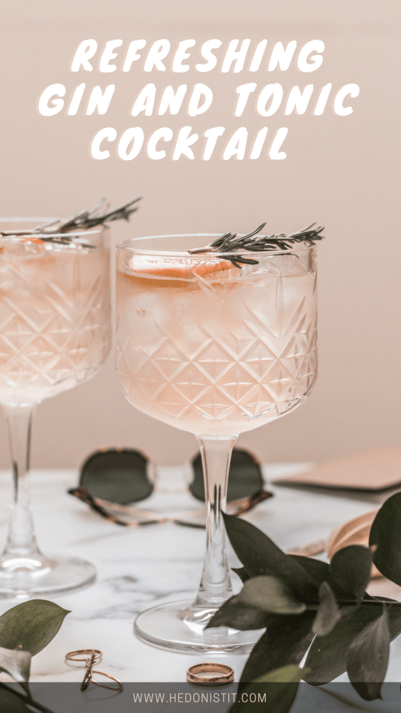 Gin and tonic with grapefruit & rosemary summer cocktail recipe - great for brunch, parties, weekends and happy hour!