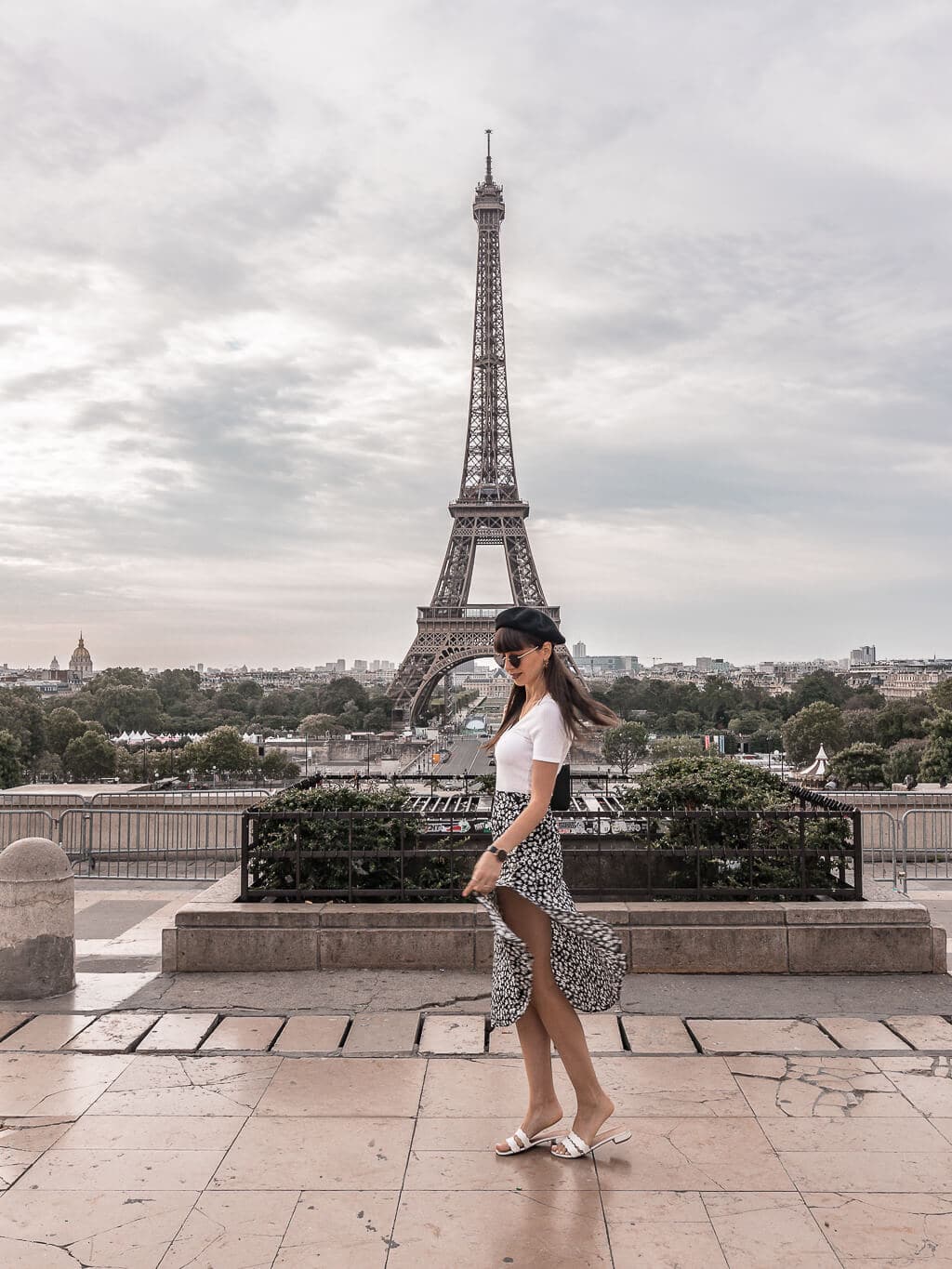 Paris Tour Guide - Things to Do in the City of Lights {5-Day Trip itinerary, including Food & Restaurant Tips, Shopping & sightseeing}