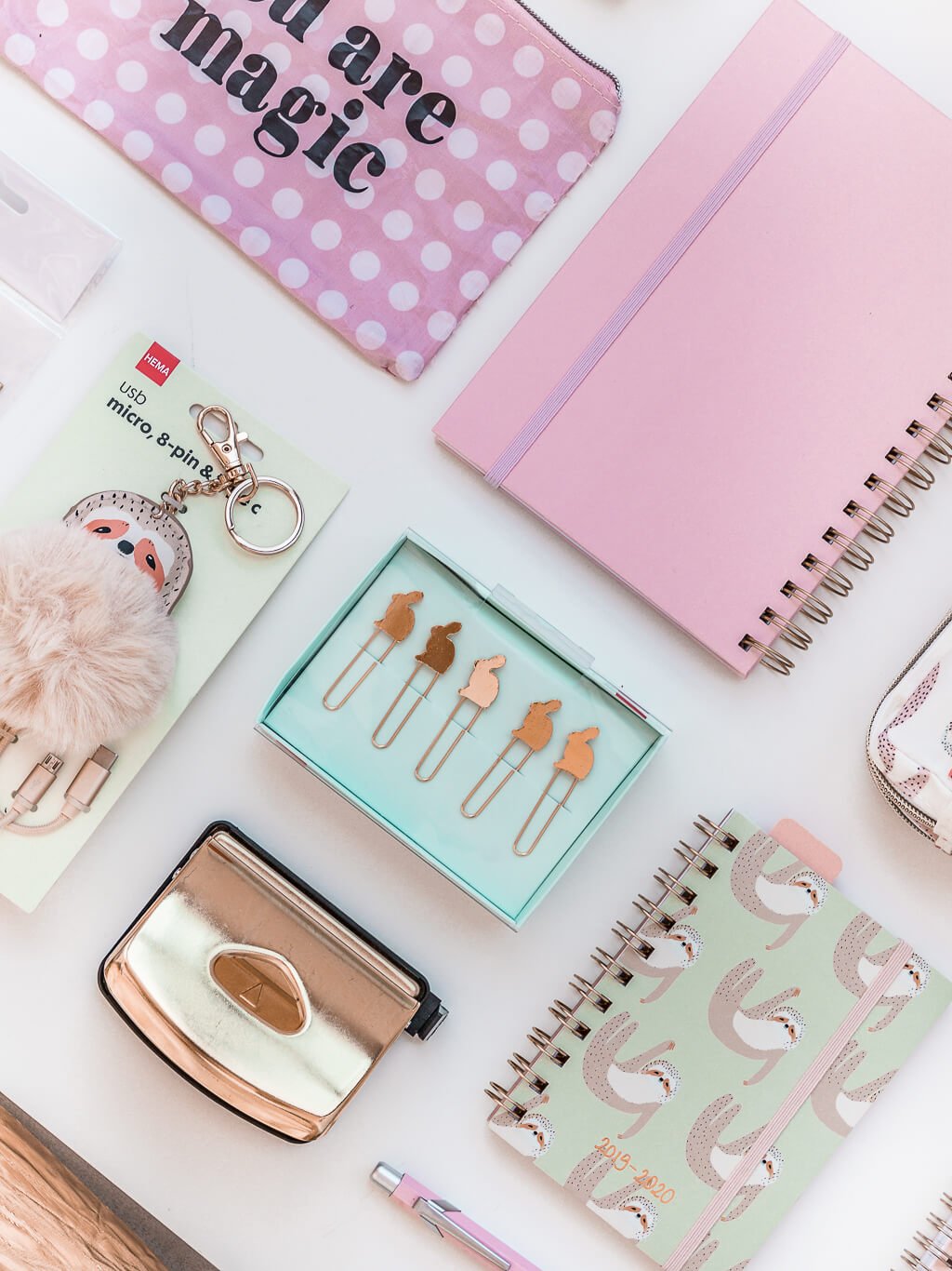 הגרלה על מוצרי נייר ואקקססוריז מהממים למשרד - הדוניסטית