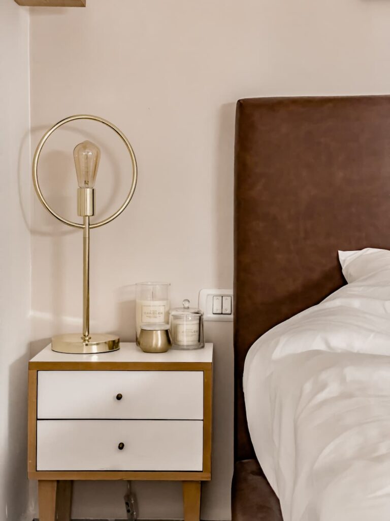עיצוב חדר השינה בסגנון בוהו בהשראת בית מלון בוטיק - הדוניסטית